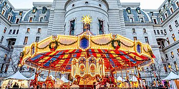 Christmas_Village_in_Philadelphia_2021_Preveiw_Weekend
